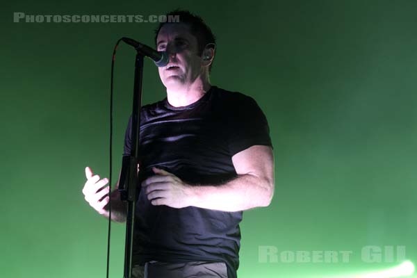 NINE INCH NAILS - 2013-08-24 - SAINT CLOUD - Domaine National - Grande Scene - 